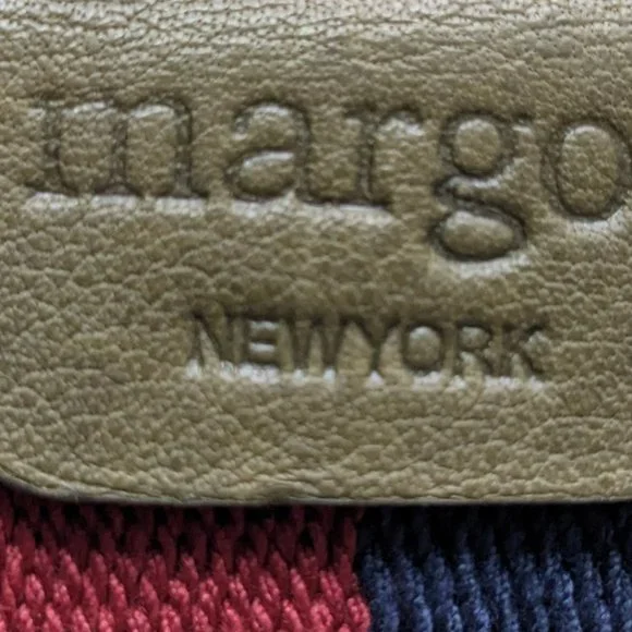 margot Genuine leather dana small zip around wallet - Picture 3 of 12